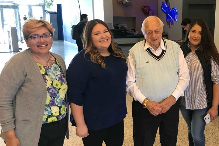 Students with legendary Dodger coach Tommy Lasorda